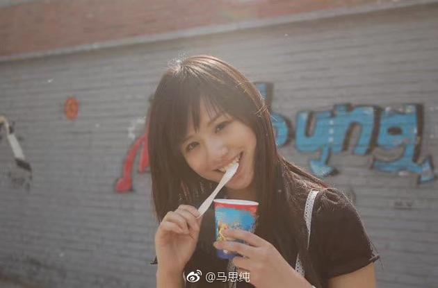 R˼