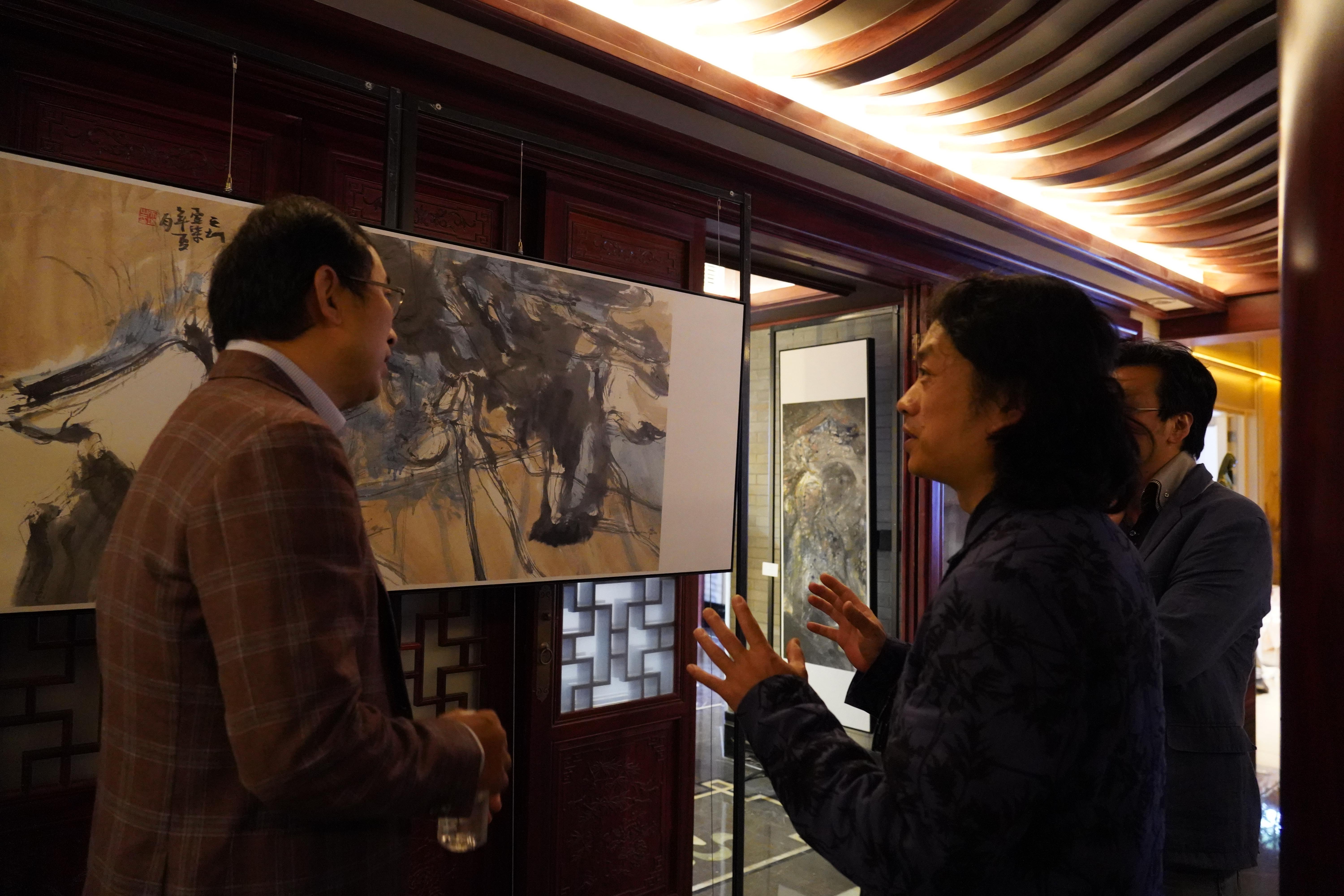 “今日有光——2020譚天圳當代水墨展”在杭州開幕