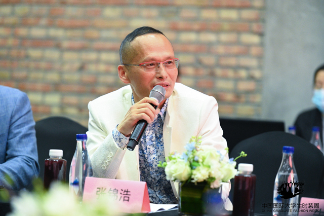DƬ8.jpg