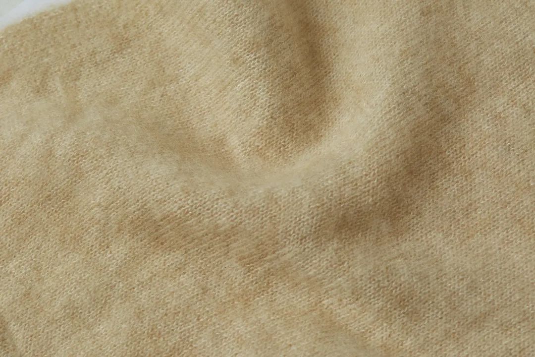 DƬ