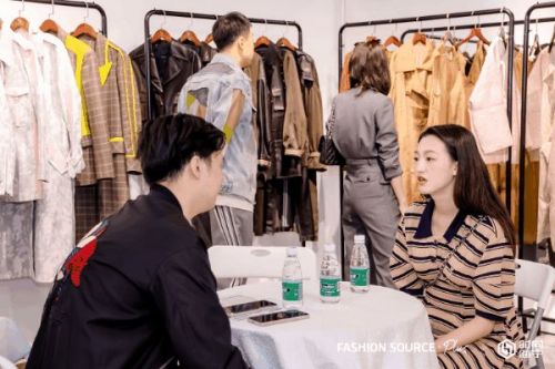 FS Plus ᆢĻrЃ(yu)ƷSHOWROOMF(xin)ֱ