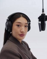 ɏ~sȫPEGGY GOU